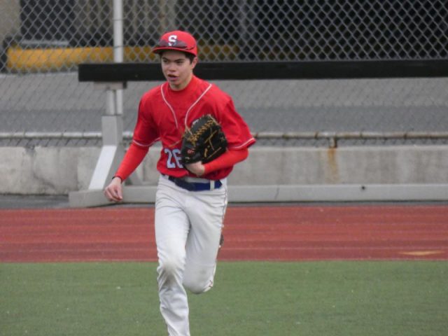 Max Onderdonk between innings